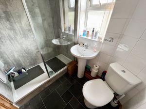 Photo 16- click for photo gallery